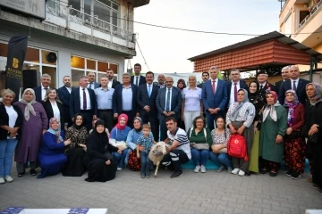 Balıkesir’in çevreci kadın çiftçileri kuzuların sahibi oldu
