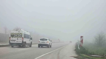 Bandırma’da sabah saatlerinde yoğun sis etkili oldu
