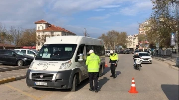 Bandırma’da servis araçlarına trafik denetimi
