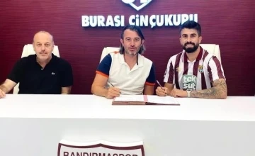 Bandırmaspor yeni kalecisi Akın Alkan ile 2 yıllık sözleşme imzaladı
