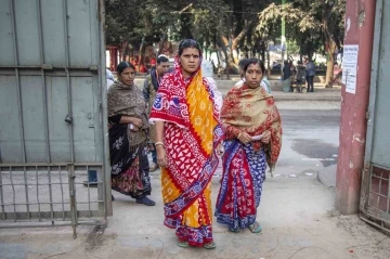 Bangladeş’te halk genel seçimler için sandık başında
