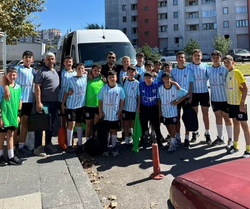 Başakpınar U-14 takımı seriye bağladı
