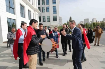 Başakşehir’in özel gençler davul zurnalı asker eğlencesi
