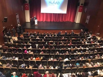 ‘Başarı Bedel İster’ konferansına yoğun ilgi
