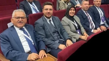 Başkan Büyükkılıç, AK Parti Genişletilmiş İl Başkanları Toplantısı’na katıldı
