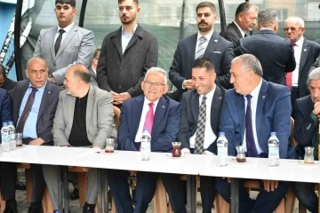 Başkan Büyükkılıç, Kayseri Ülkü Ocakları’nın düzenlediği Bayramlaşma Töreni’ne katıldı
