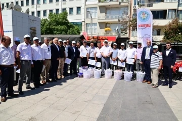 Başkan Ergün 60 tarım makinesi teslim etti
