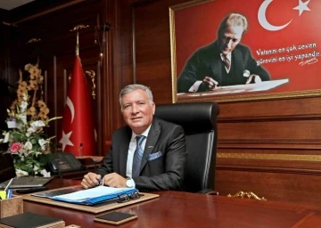 Başkan Kepenek: “Her işin başında emekçilerimizin alın teri vardır”
