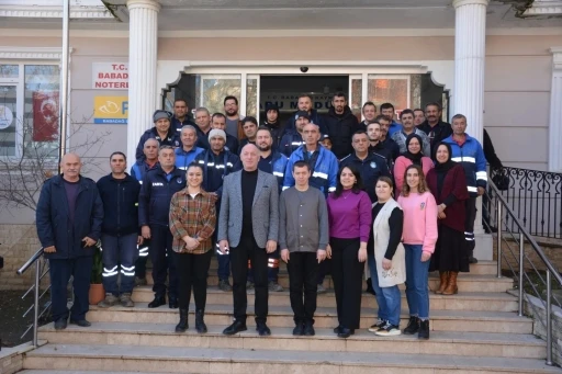 Başkan Kumral belediye çalışanlarının yeni yılını kutladı
