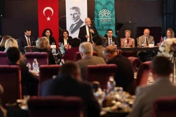 Başkan Özdemir’den muhtarlara ’eşit hizmet’ sözü
