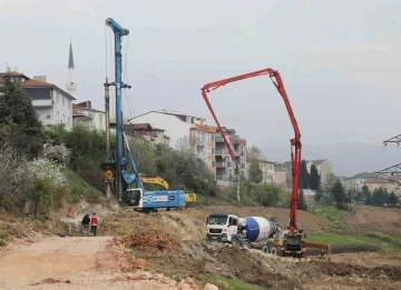 Başkan Söğüt, ilçe trafiğini rahatlatacak projeyi yerinde inceledi
