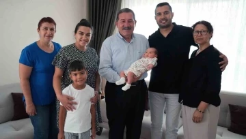 Başkan Topuz’dan ‘Hoş geldin bebek’ ziyareti
