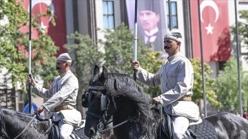 Başkentte 30 Ağustos Zafer Bayramı kapsamında resmigeçit düzenlendi