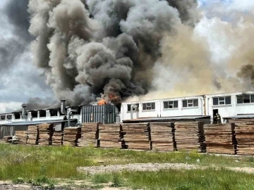 Başkentte korkutan yangın: 4 kişi dumandan etkilendi
