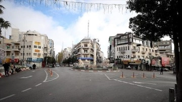 Batı Şeria ve Doğu Kudüs'te, Aruri'nin öldürülmesini protesto için greve gidildi