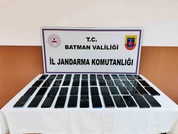 Batman’da yabancı uyruklu 98 kişi İl Göç İdaresine gönderildi: 2 şüpheli tutuklandı
