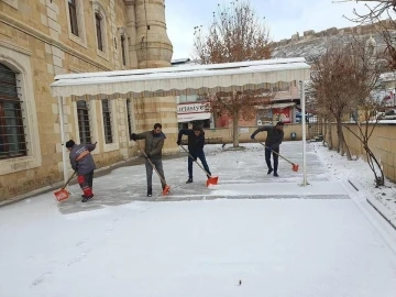 Bayburt’ta karla mücadele çalışması
