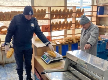 Bayburt’ta zabıtadan fırın denetimi
