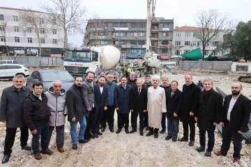 Bayrampaşa’nın simge yapısı Hoca Hayri Efendi Merkez Camii yenileniyor
