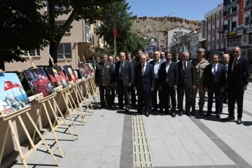 Belediyeden 15 Temmuz Fotoğraf Sergisi
