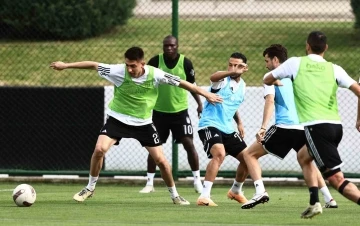 Beşiktaş, Fenerbahçe maçı hazırlıklarına başladı
