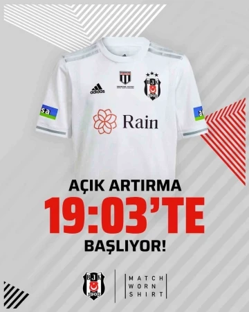 Beşiktaş, formaları depremzedeler için açık arttırmaya koyacak
