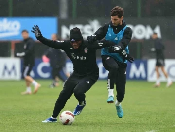 Beşiktaş’ta, Fenerbahçe maçı hazırlıkları devam etti
