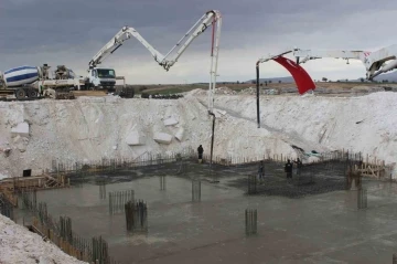 Beyşehir’de OSB’de yapılan caminin temeli dualarla atıldı
