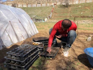 Beytüşşebap’ta tohumlar toprakla buluşuyor
