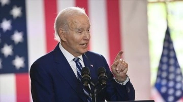 Biden, Yüksek Mahkeme'nin öğrenci kredileri affı kararında anayasayı yanlış yorumladığını söyle