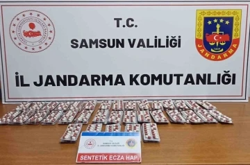 Bin 155 adet sentetik ecza ile yakalanan şahıs gözaltına alındı
