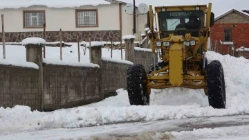 Bingöl’de 26 köy yolunda çalışmalar sürüyor
