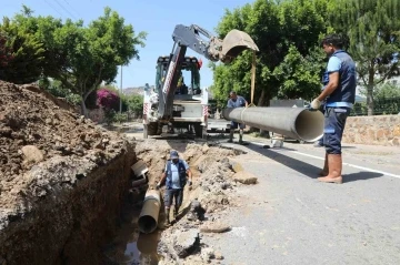 Bodrum’da patlayan isale hattına MUSKİ müdahale etti
