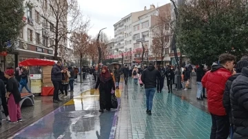 Bolu’da eğitime deprem arası