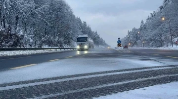 Bolu Dağı geçişinde ulaşım rahat sağlanıyor
