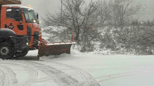 Bolu Dağı’nda beklenen kar başladı
