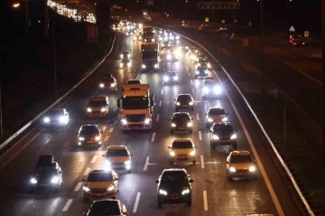 Bolu geçişinde akıcı yoğunluk devam ediyor
