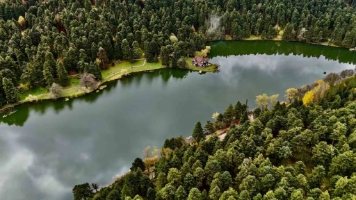 Bolu’ya yerli ve yabancı turistler akın etti: 2 milyon 303 bin 762 kişi geldi
