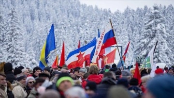 Bosna Hersek'teki geleneksel "İgman Yürüyüşü"ne binlerce kişi katıldı