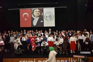 Bozüyük’te öğrencilerden 3 Aralık Dünya Engelliler Günü farkındalık programı
