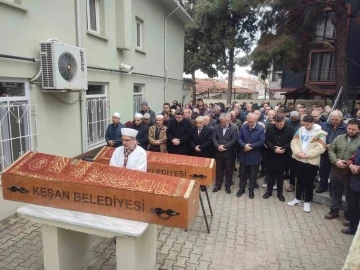 Baba ve oğlu aynı gün hayatını kaybetti