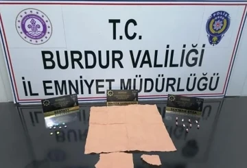 Burdur’da emniyet ekiplerinden uyuşturucu operasyonu: 3 şüpheli tutuklandı
