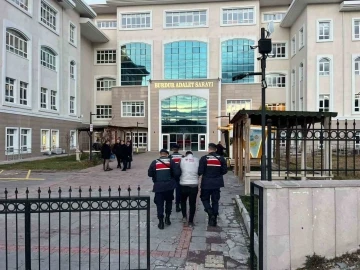 Burdur’da jandarma ekiplerinin genel asayiş çalışmalarında yakalanan 9 şahıs tutuklandı
