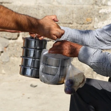 Burhaniye Belediyesi, kurban etlerini ihtiyaç sahiplerinin sofralarına ulaştıracak
