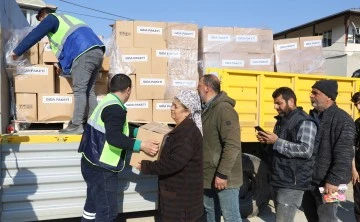 Bursa Büyükşehir Belediyesi'nin deprem bölgesindeki çalışmaları devam ediyor 