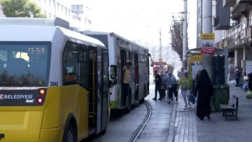 Bursa Büyükşehir Belediyesi ücretsiz toplu ulaşım için tüm imkanlarını hizmete sunuyor! 