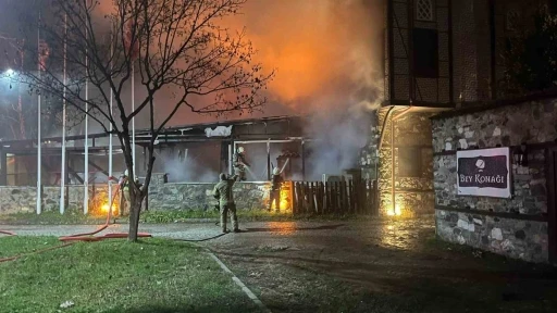 Bursa’da otel yangını