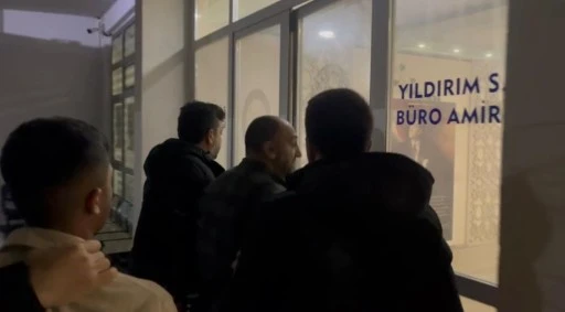 Bursa'da adam öldürme suçundan aranan şahıs ile polis arasında kovalamaca 