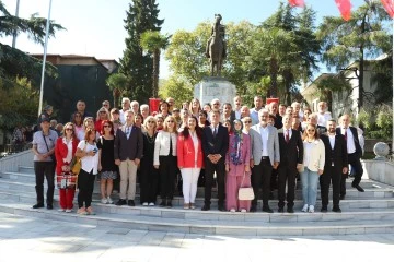 Bursa’da CHP'nin 101. kuruluş yıl dönümü kutlandı