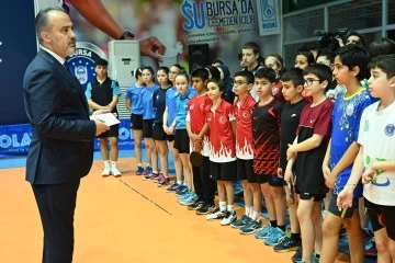 Bursa'da depremzede sporculara moral